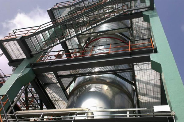 化工廠(chǎng)樓梯鋼格板工程案例